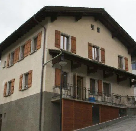 Maison du Village Auberge de jeunesse *