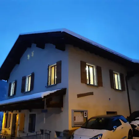 Maison Du Village 旅馆 *
